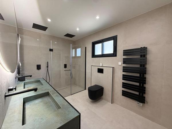 Maison contemporaine à vendre proche de Saint-Rémy-de-Provence