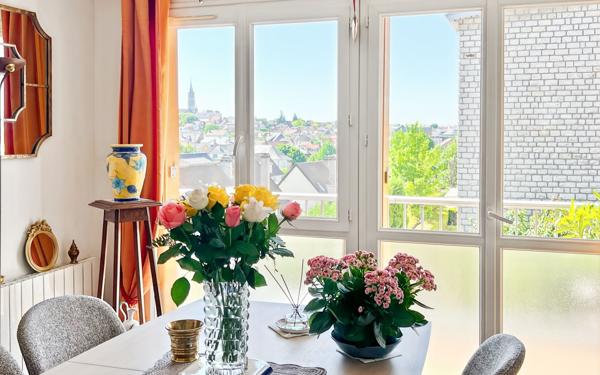 Appartement à vendre    4 pièces • 67,33 m2 Le Chesnay