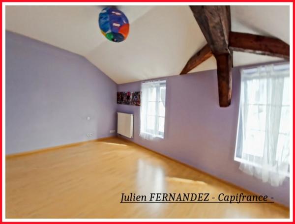 Dpt Vienne (86), à vendre CHÂTELLERAULT maison P10 de 190m² - Terrain de 129m²