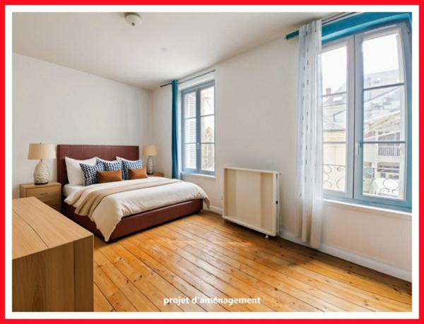 Dpt Vienne (86), à vendre CHÂTELLERAULT maison P10 de 190m² - Terrain de 129m²