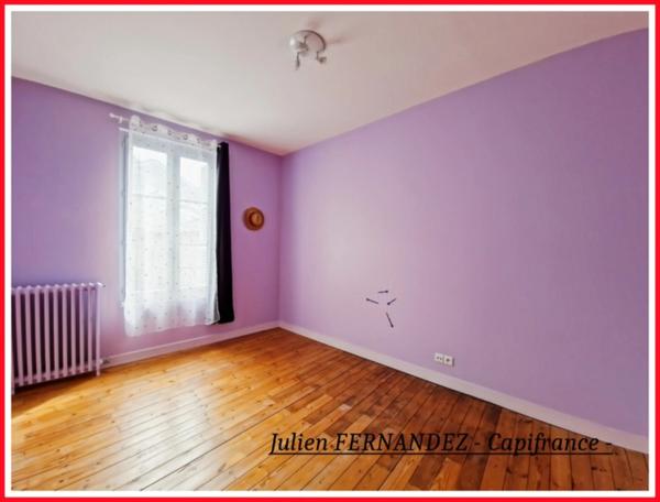 Dpt Vienne (86), à vendre CHÂTELLERAULT maison P10 de 190m² - Terrain de 129m²