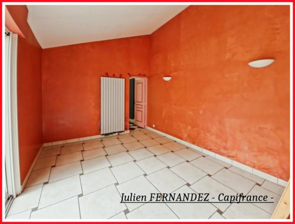 Dpt Vienne (86), à vendre CHÂTELLERAULT maison P10 de 190m² - Terrain de 129m²