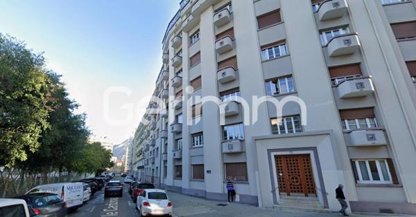 Location Garage pièce GRENOBLE (38000) - 11/13 RUE LOUIS LE CARDONNEL - 13m² 93.89 €/mois - Gerimm