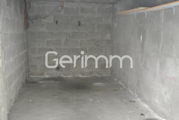 Location Garage pièce GRENOBLE (38000) - 11/13 RUE LOUIS LE CARDONNEL - 13m² 93.89 €/mois - Gerimm