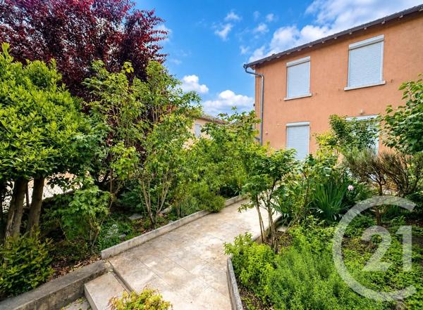 Appartement F3 à vendre  3 pièces - 63 m 2   LYON  - 69007