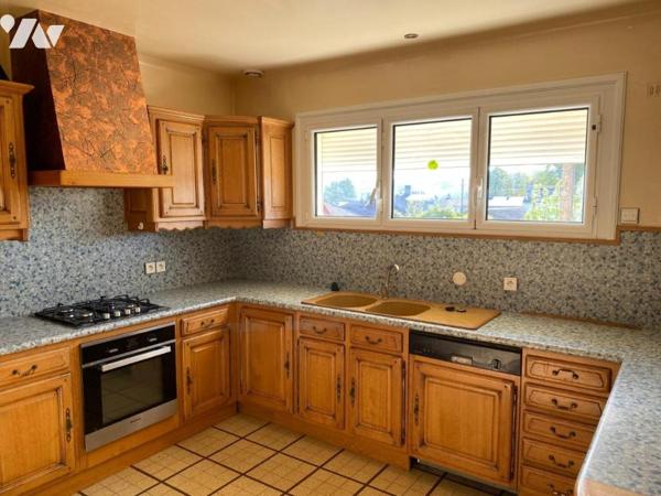 PAVILLON - A VENDRE- BESSE / BRAYE (72310)