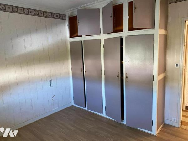 PAVILLON - A VENDRE- BESSE / BRAYE (72310)