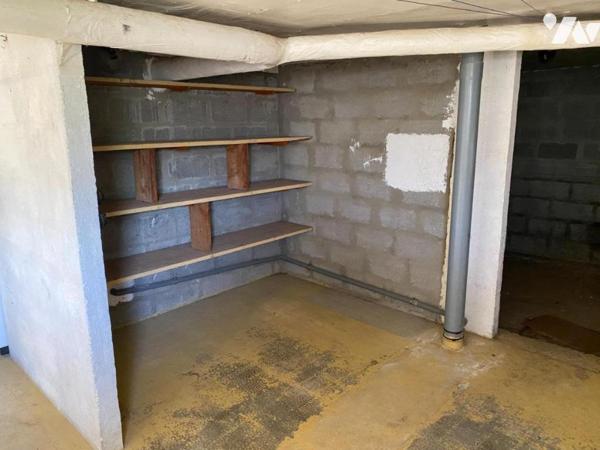 PAVILLON - A VENDRE- BESSE / BRAYE (72310)