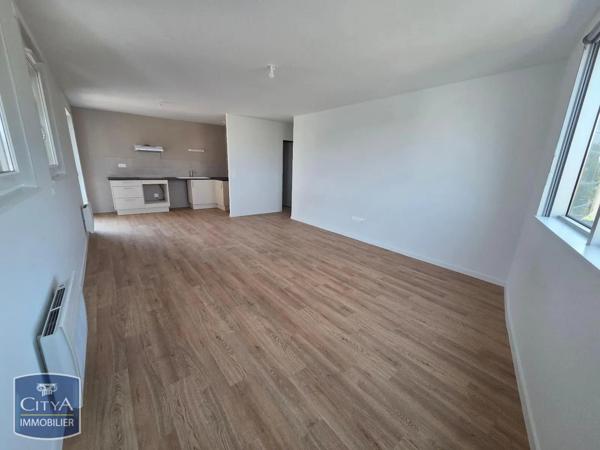 Appartement à louer 3 pièces 72.65m² Issoire (63500)