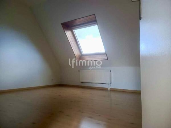 Duplex lumineux dernier étage avec balcon – Cœur d’Erstein