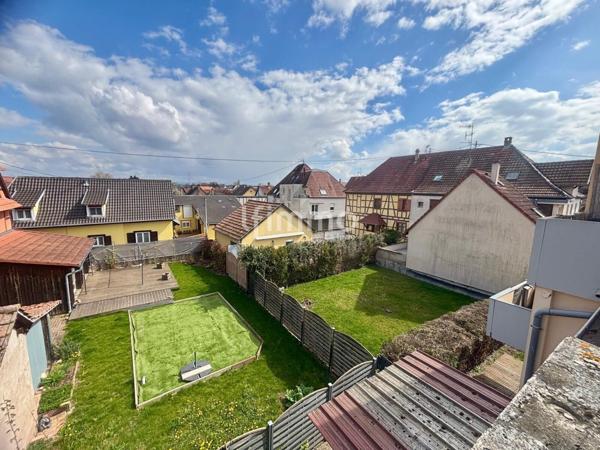 Duplex lumineux dernier étage avec balcon – Cœur d’Erstein