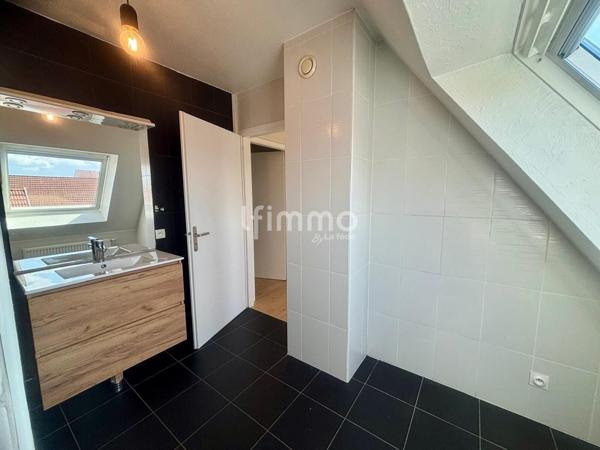 Duplex lumineux dernier étage avec balcon – Cœur d’Erstein