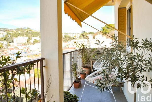Appartement 3 pièces de 58 m² à Nice (06100)