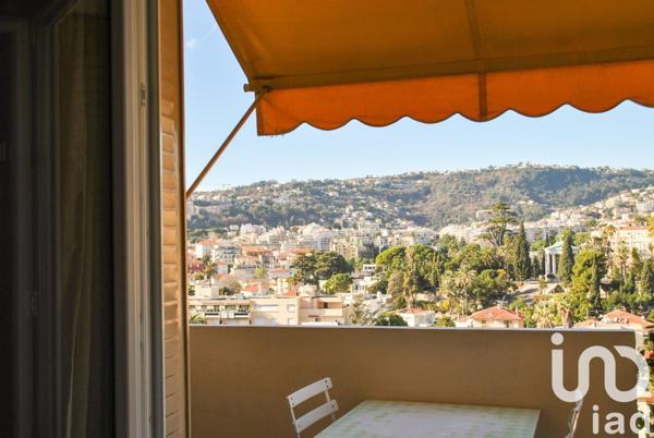 Appartement 3 pièces de 58 m² à Nice (06100)