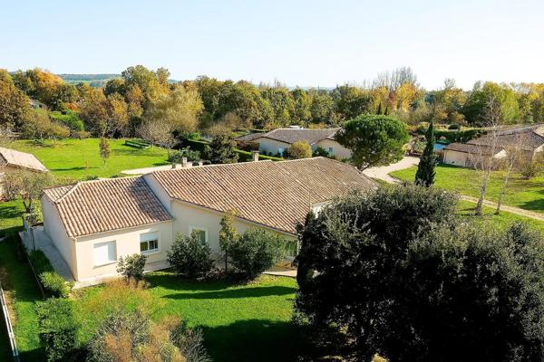 Vente Maison 5 pièces 200 m2 à Casseneuil