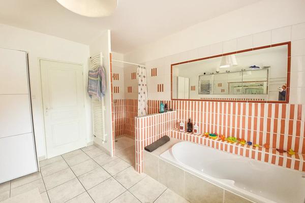 Vente Maison 5 pièces 200 m2 à Casseneuil