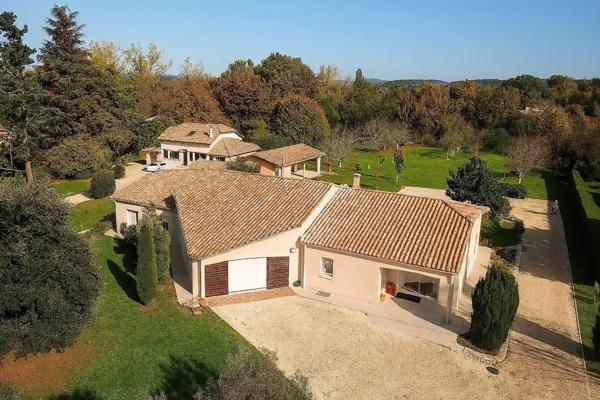 Vente Maison 5 pièces 200 m2 à Casseneuil