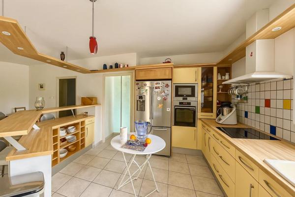 Vente Maison 5 pièces 200 m2 à Casseneuil