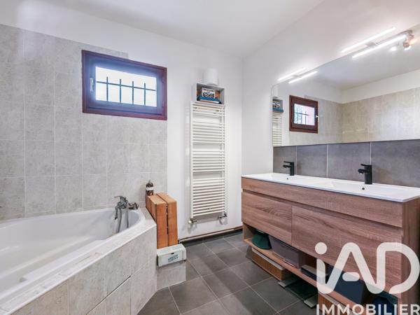 Maison à vendre 4 pièces 99 m² Jassans-Riottier