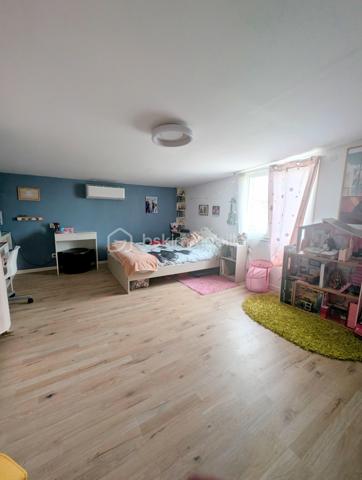 Maison de ville de 151,81 m²