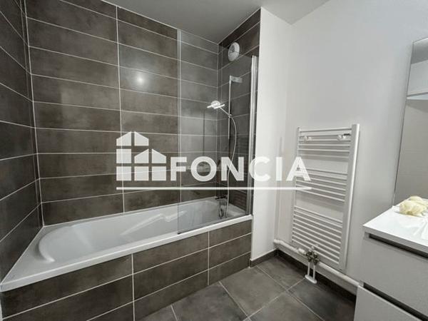 Location Appartement 3 pièces 59.2 m² - Wasquehal 59290