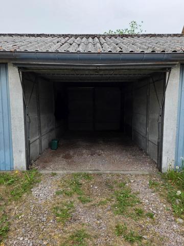 T3 de 75 m² avec jardin privatif, parking, garage et cave