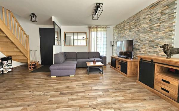 Maison à vendre    6 pièces • 126 m2 Gueux