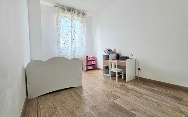 Maison à vendre    6 pièces • 126 m2 Gueux