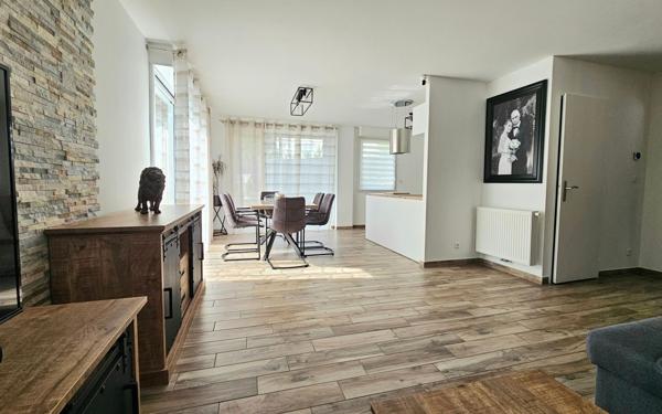 Maison à vendre    6 pièces • 126 m2 Gueux