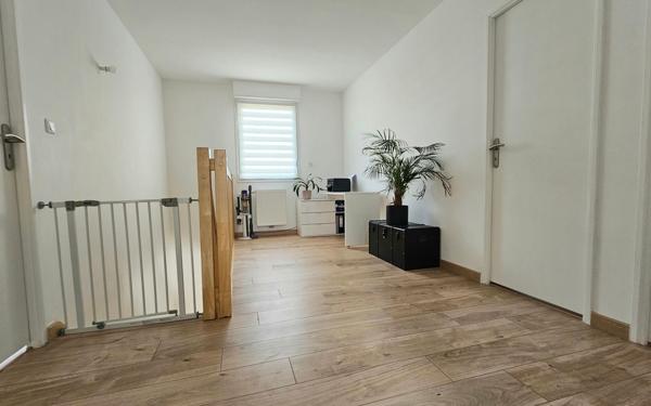 Maison à vendre    6 pièces • 126 m2 Gueux