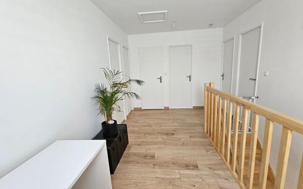 Maison à vendre    6 pièces • 126 m2 Gueux