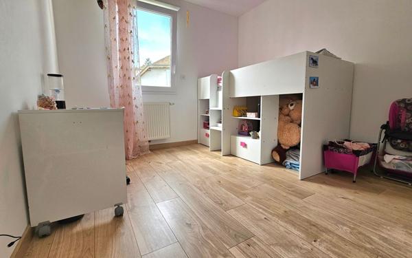 Maison à vendre    6 pièces • 126 m2 Gueux