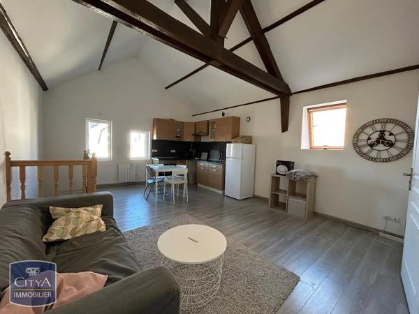 Appartement à louer 2 pièces 41.09m² Cambrai (59400)
