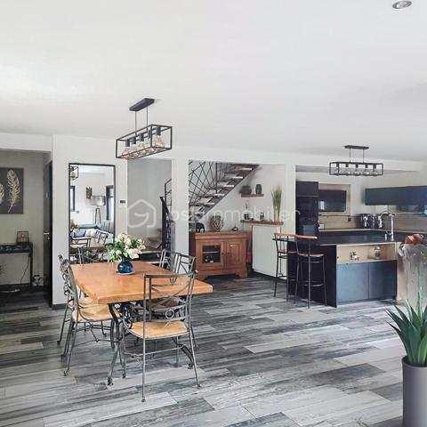 Maison contemporaine de 290 m²