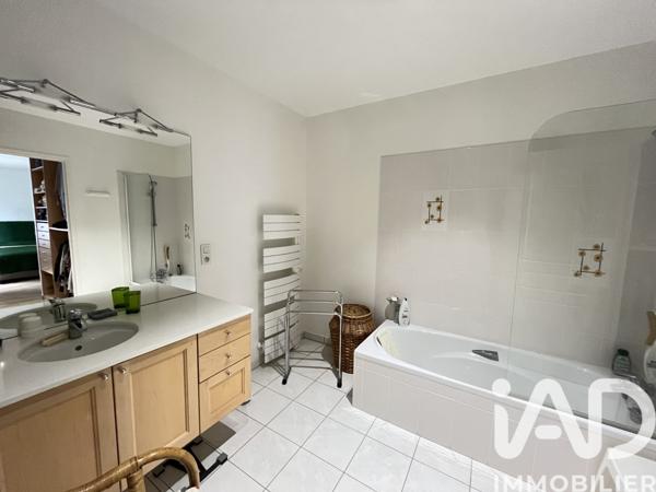 Maison à vendre 4 pièces 139 m² Saint-Savin