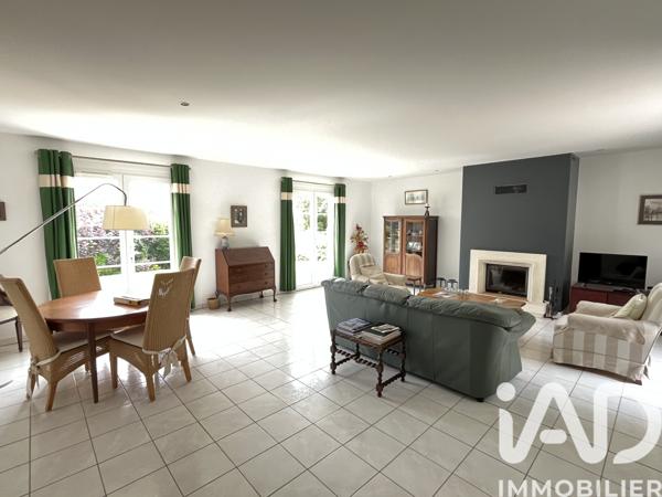 Maison à vendre 4 pièces 139 m² Saint-Savin