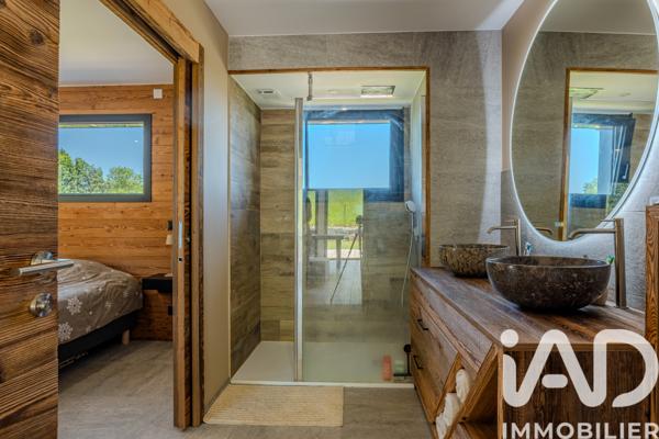 Maison à vendre 7 pièces 182 m² Saint-Sixt