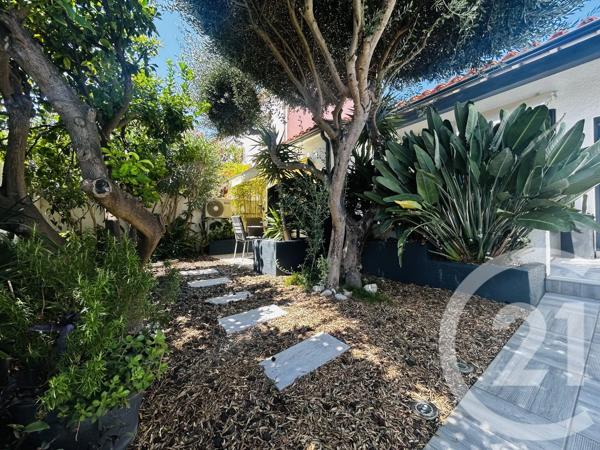 Maison à vendre  5 pièces - 109,10 m 2   SALEILLES  - 66