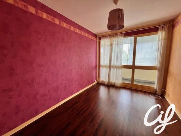 Appartement T3 SAINT HERBLAIN - 60 m2  784 Euros