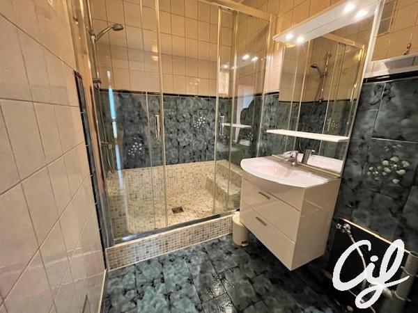 Appartement T3 SAINT HERBLAIN - 60 m2  784 Euros