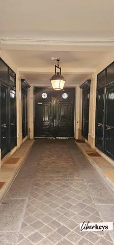 Un trois pièces de charme à 200m de la porte Maillot à Neuilly-sur-Seine - Chambre de service et Cave