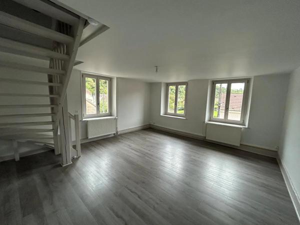 Appartement à louer 3 pièces 65m²