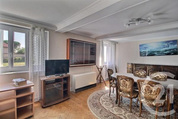 Maison à vendre  3 pièces - 82,50 m 2   DAGNEUX  - 01