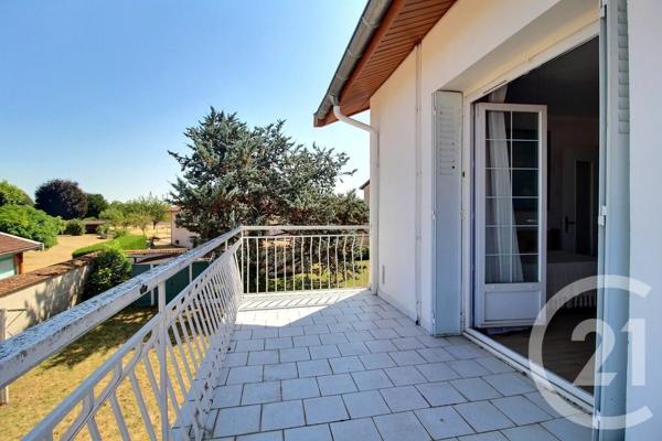 Maison à vendre  3 pièces - 82,50 m 2   DAGNEUX  - 01