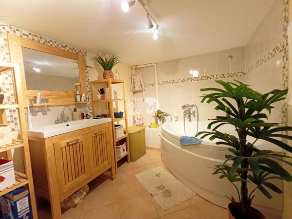 Maison - À vendre - 108 m² - SIX-FOURS-LES-PLAGES | The Door Man