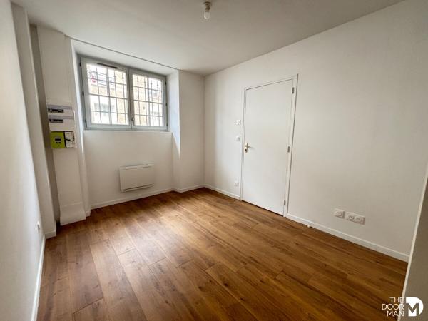 Appartement - À louer - 19 m² - DOURDAN | The Door Man