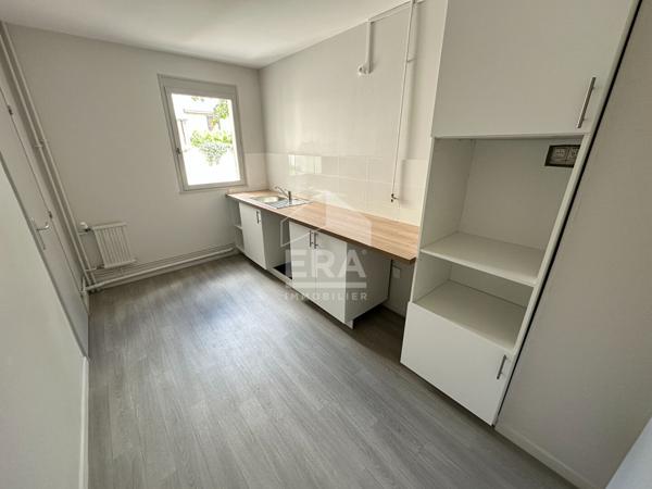 TOURS- Entre LES HALLES et LAMARTINE - Appartement T3 rénové
