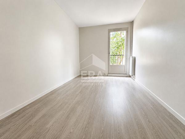 TOURS- Entre LES HALLES et LAMARTINE - Appartement T3 rénové