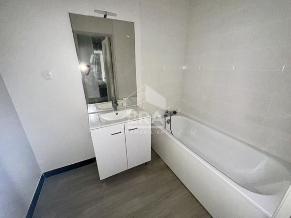 TOURS- Entre LES HALLES et LAMARTINE - Appartement T3 rénové