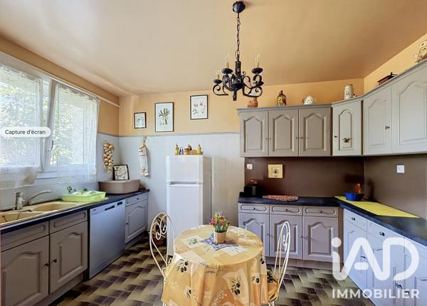 Maison à vendre 7 pièces 145 m² Saint-Alban-sur-Limagnole